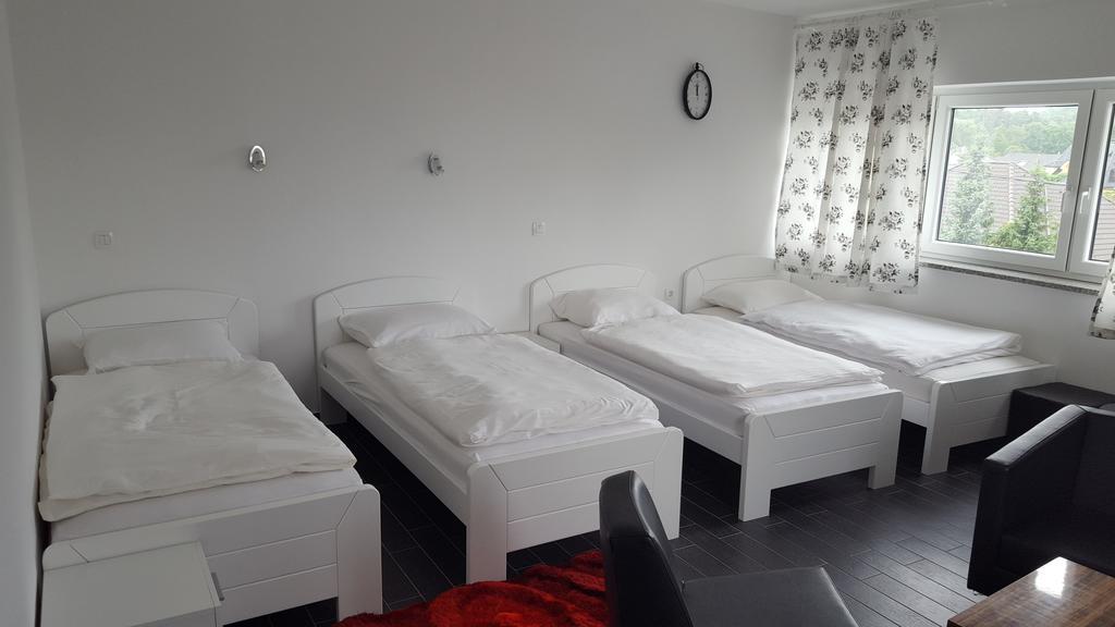 Gril Ranca Pod Pohorjem Hotel Maribor Bilik gambar