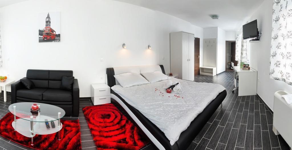 Gril Ranca Pod Pohorjem Hotel Maribor Bilik gambar